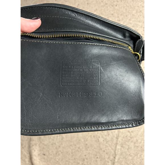 Vintage Coach Bleeker Shoulder Bag 9310 Glove Tanned Leather Classic 90s - Picture 9 of 10